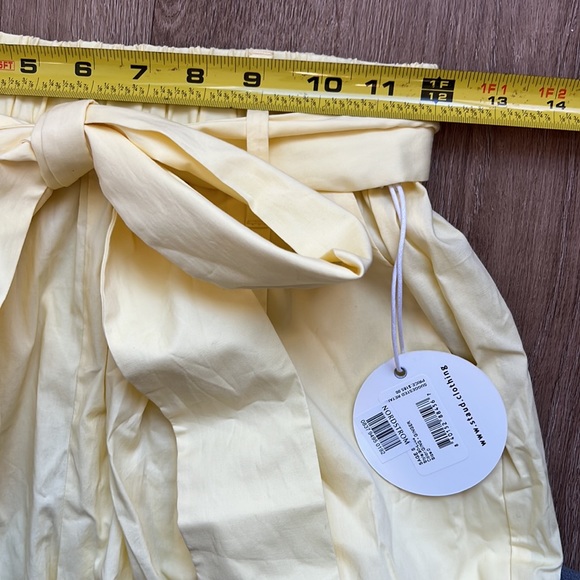NWT Staud Women’s Yellow High-Rise Belted Shorts Size 0 - Picture 14 of 16